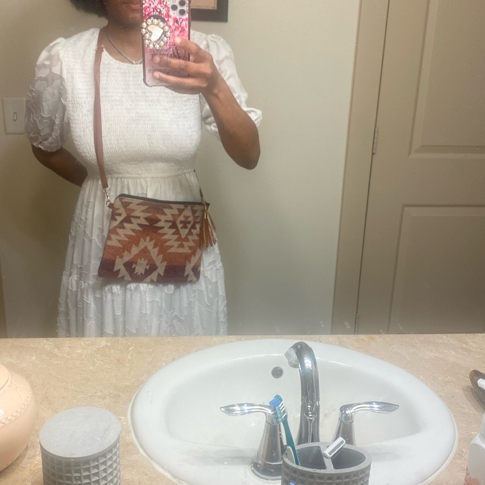 10.5 x 8.5 beautiful aztec patterned cross body/wristlet!